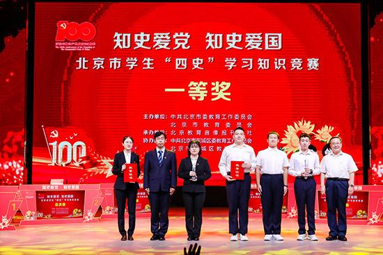 28岁孙俪邀请36岁张晓龙一件事,张晓龙为什么面露痛苦地拒绝