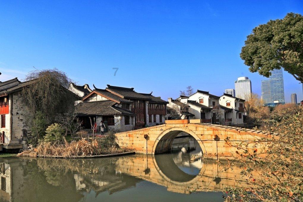 辩论赛：辩题是青年人择业更重要还是立志更重要 我们是择业，要怎么辩？游戏画面